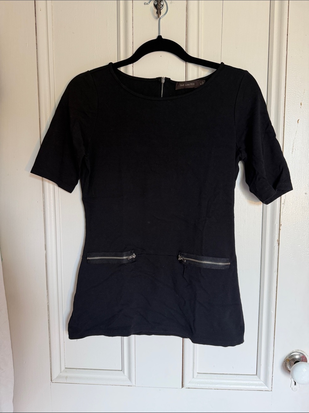 The Limited Black Short-Sleeve Zip Pocket Tee